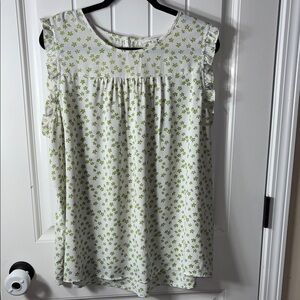 Fun 2 Fun Green and White Smocked Sleeveless Blouse
